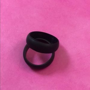 Men’s size 15 black silicone ring